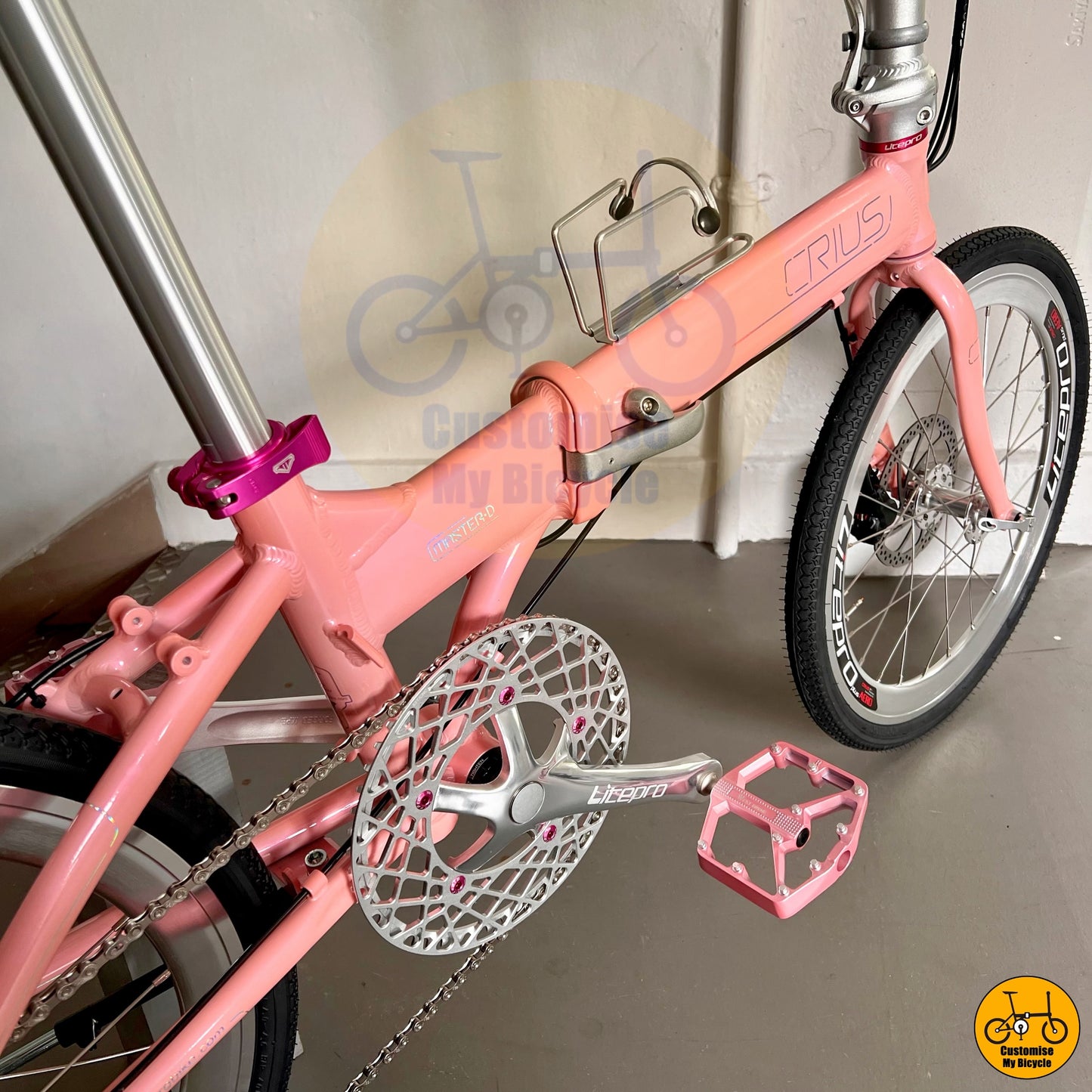 Hello Kitty Baby Pink Crius Master 22-Inch Foldie – A Beautiful & Functional Foldable Bicycle
