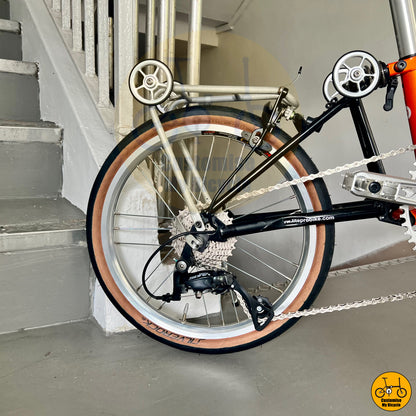 Premium trifold with durable tyres for a stable ride
