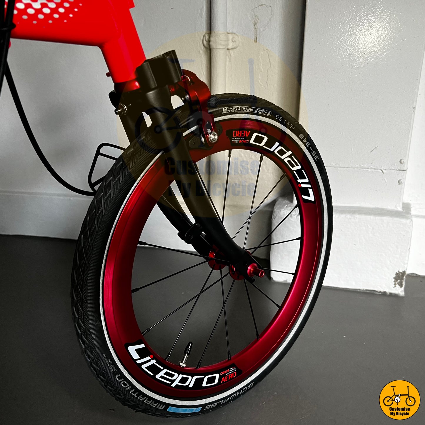 Folding bicycle with high-performance 16” 349 Litepro wheels
