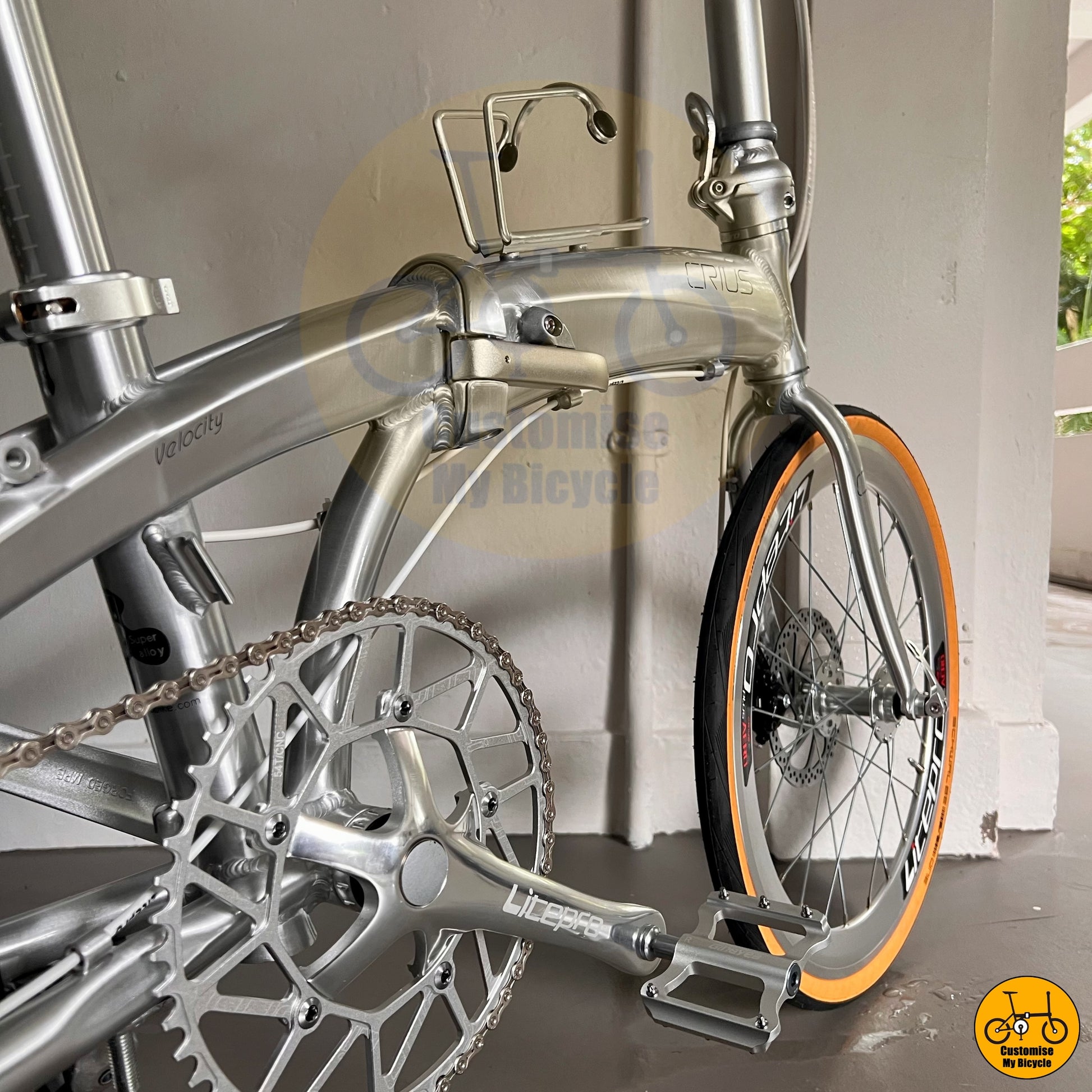 Compact folding mechanism for hassle-free carrying on public transport
