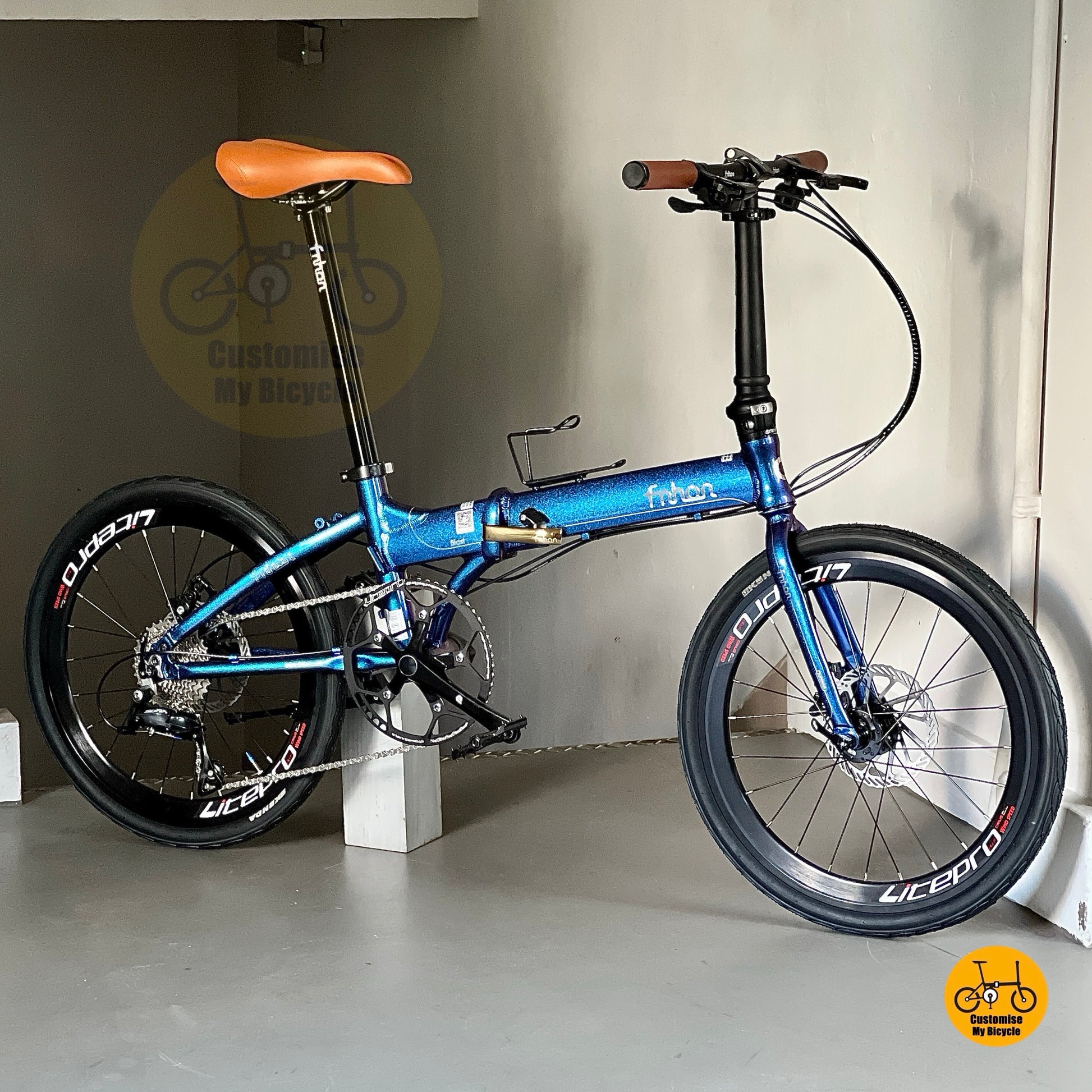 Sepeda Lipat 22 Inci Fnhon Blast Dengan Gear Shimano Dan Warna Chameleon Blue
