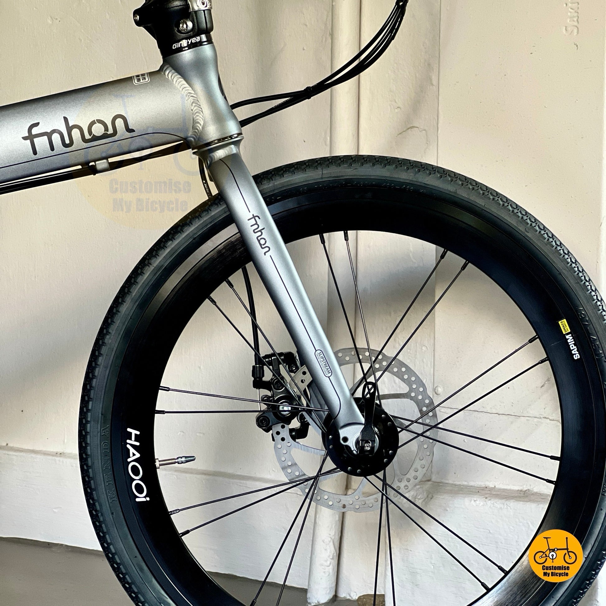 HAOOI wheels and Shimano Tiagra gear set
