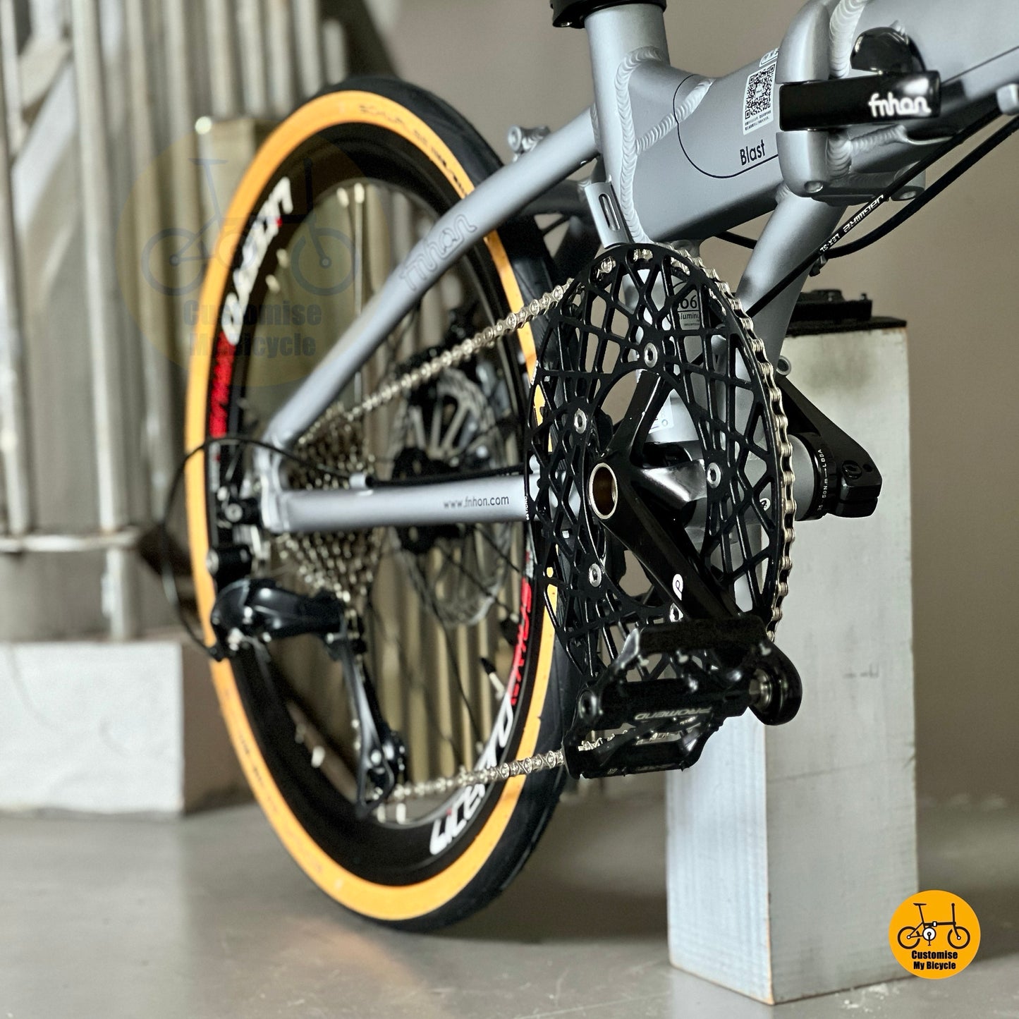 Folding bicycle crankset close up Litepro hollow 54t chainring hollowtech crank
