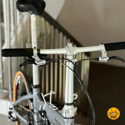 Folding bike side profile clean design lightweight commuter bike Singapore
