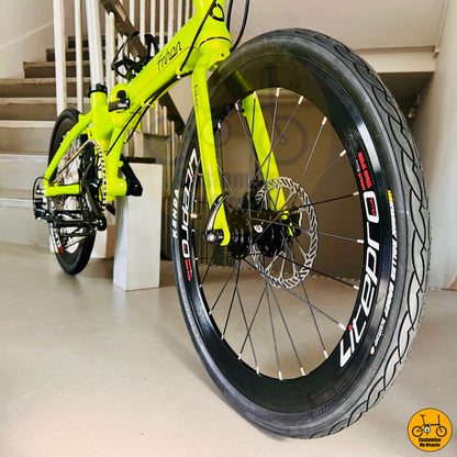 Lime Green Fnhon Blast 22-Inch Folding Bike – A City Cyclist’s Ultimate Ride
