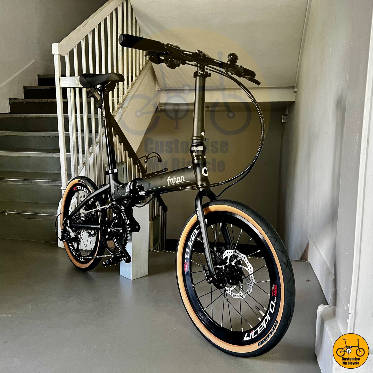 Fnhon Blast 20-Inch Foldable Bicycle – Brown Sidewall Tyres for a Stylish Throwback
