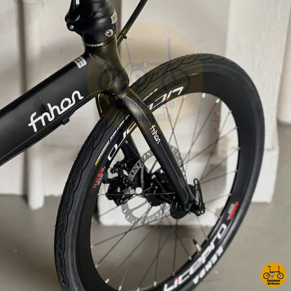 Matte black Fnhon Blast with all-black wheels
