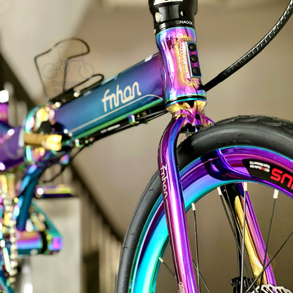 Fnhon 22" Oil Slick folding bike frame material colour detail
