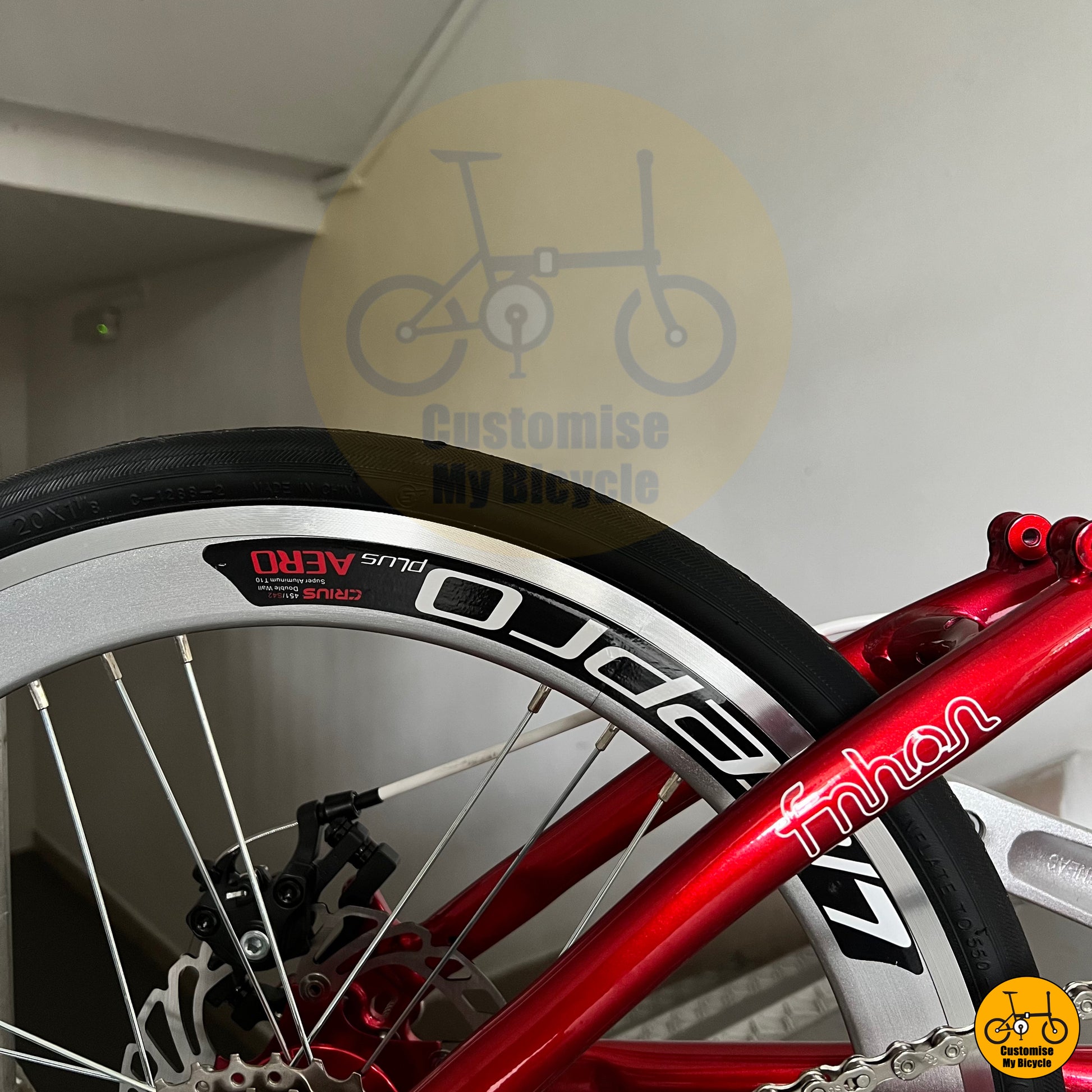 Litepro Aero Wheelset on Fnhon Blast 22-Inch Foldable Bicycle – Premium Ride with a Striking Ruby Red Finish
