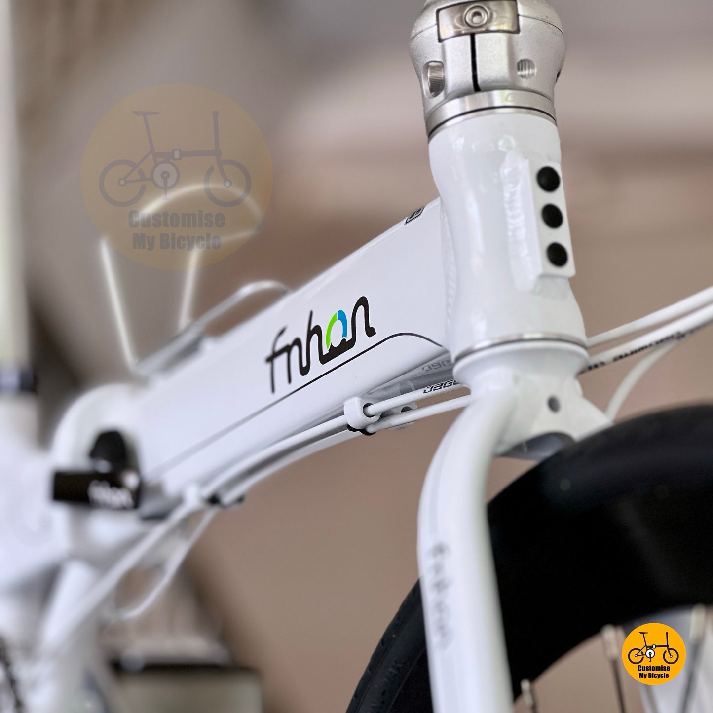 Fnhon Blast folding bicycle lightweight aluminium frame snow white
