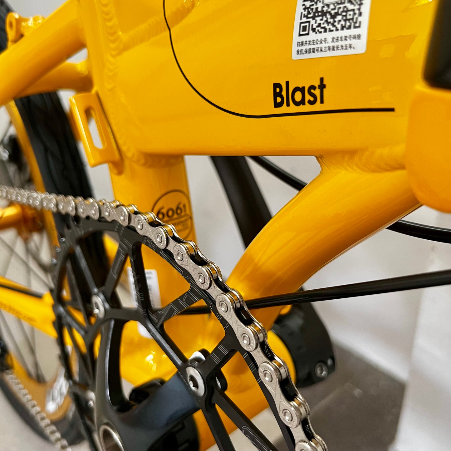 Pikachu-Inspired Fnhon Blast 22-Inch Folding Bike – Speed & Agility in a Compact Design
