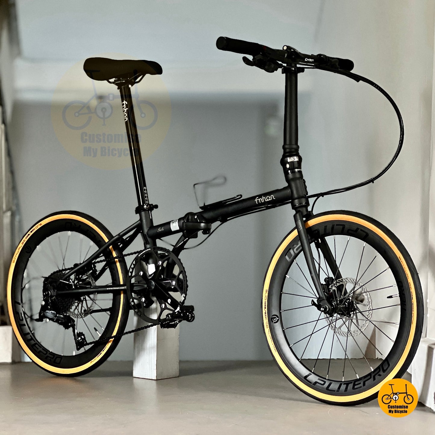 Fnhon Gale foldable bicycle MRT Bus friendly
