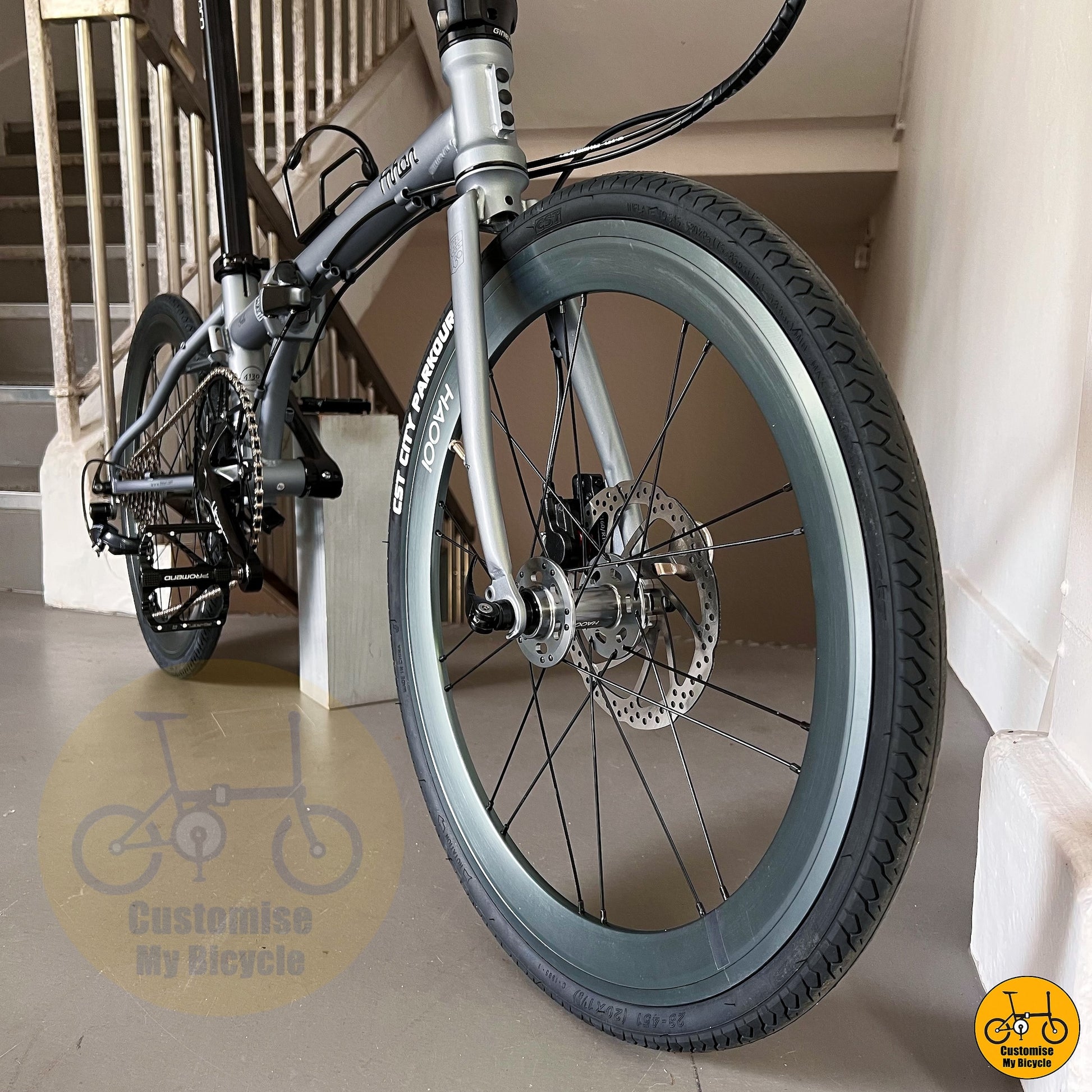 Battleship Grey Fnhon Gale 22-Inch Foldie – A Compact & Efficient Ride for City Cyclists

