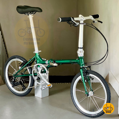 Classic emerald green finish chromoly steel frame  
