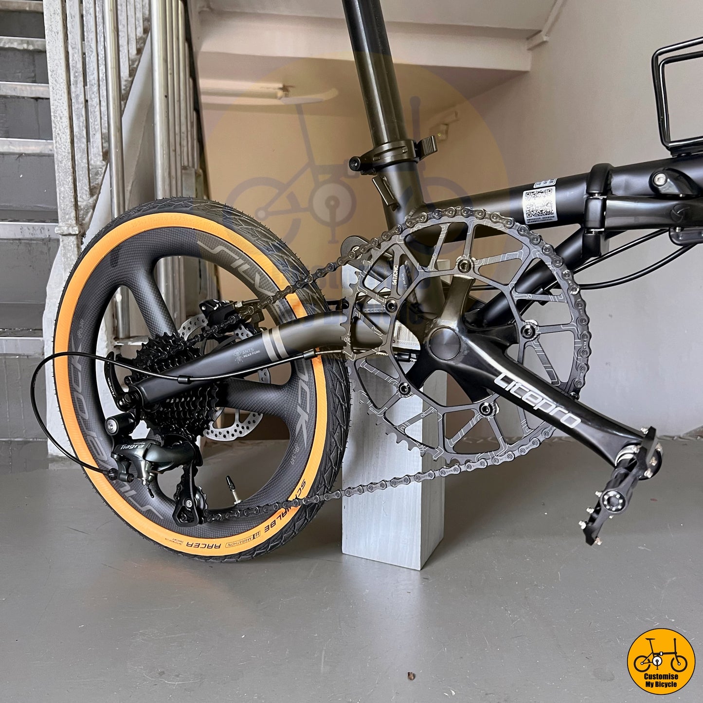 Fnhon Gust 18” • Shimano 10s • Batman Black