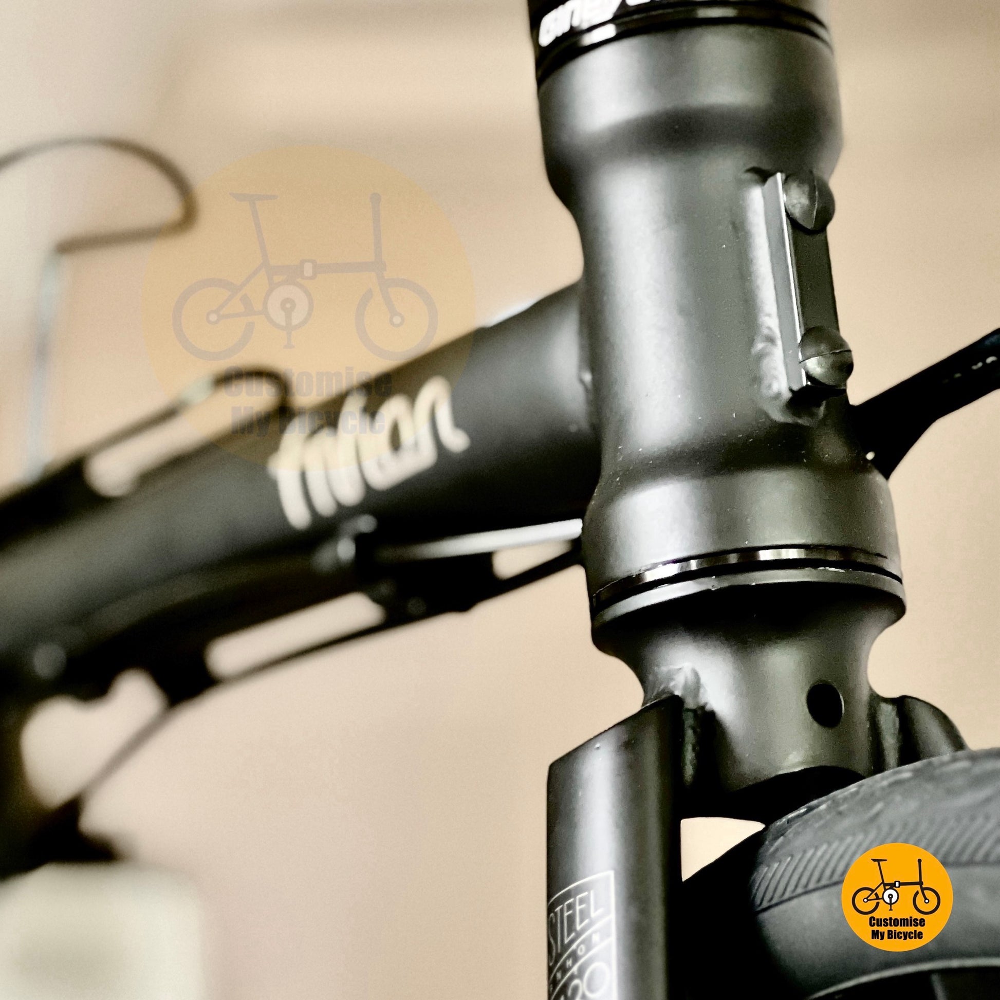 Fnhon Gust 18 inch foldable bike urban riding matte black compact design
