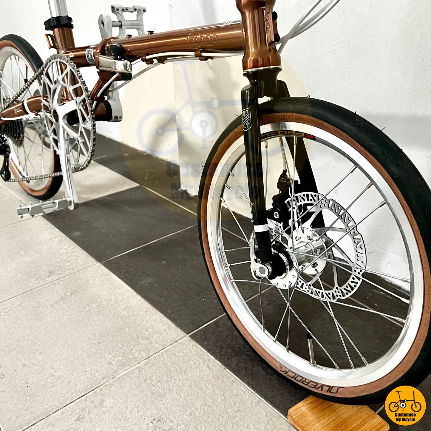 Fnhon Gust 18” • Shimano 9s • Rose Gold