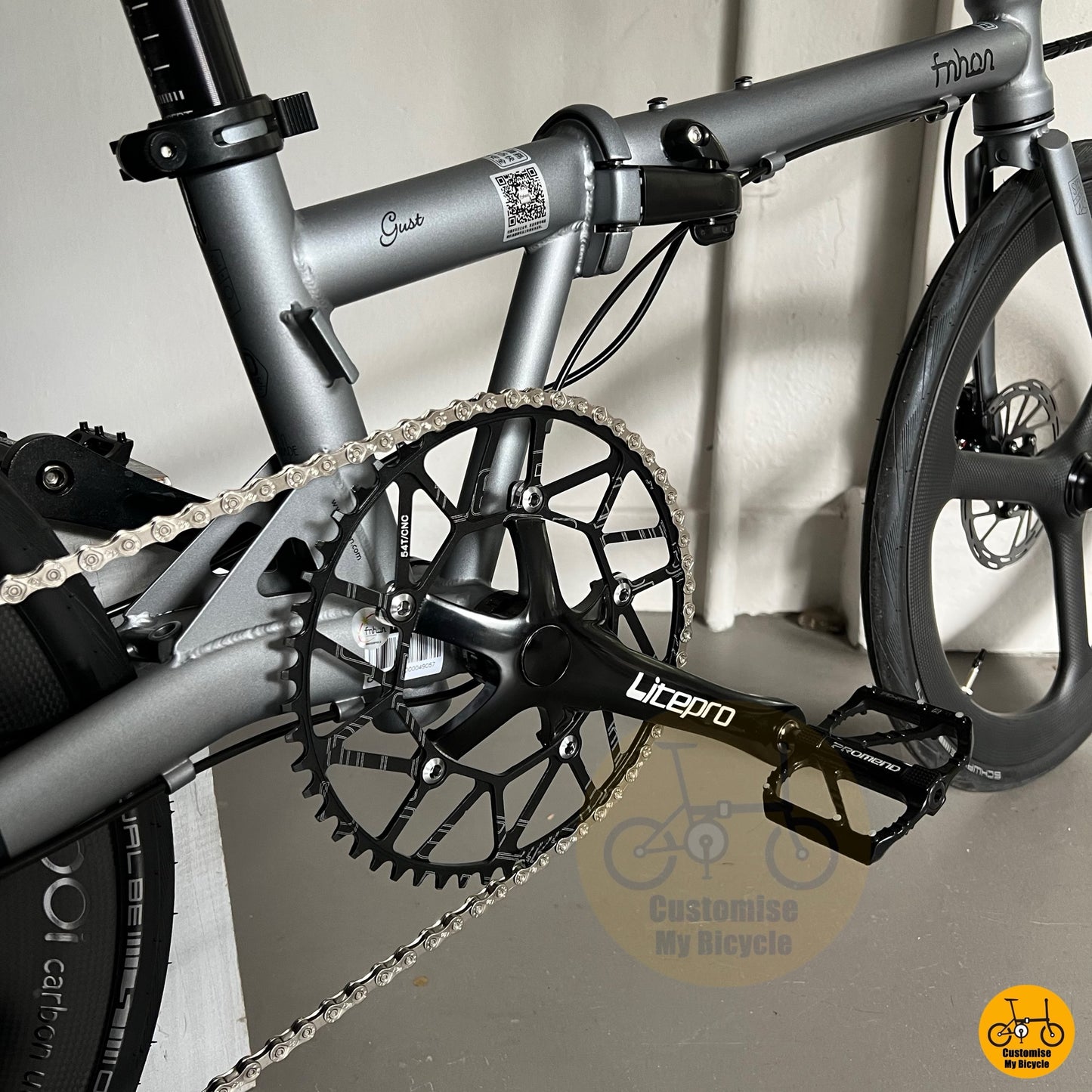 Lightweight battleship grey folding bike with black Litepro chainring
