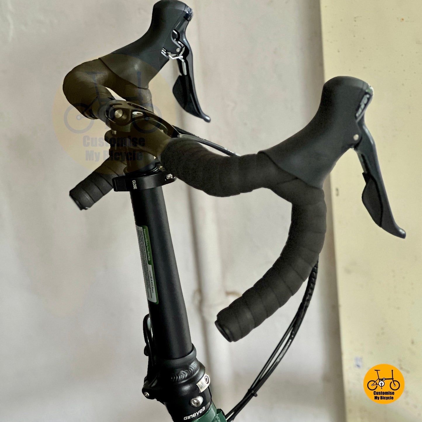 Close up of adjustable seat post clamping mechanism
