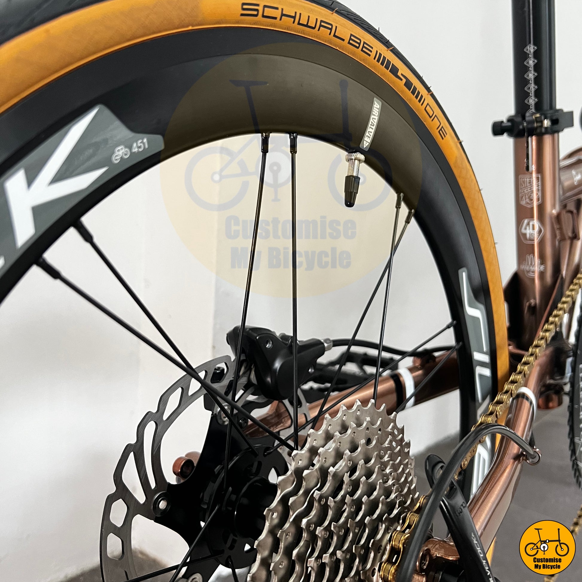 Stylish folding bicycle with a compact, travel-friendly design for daily commuters
