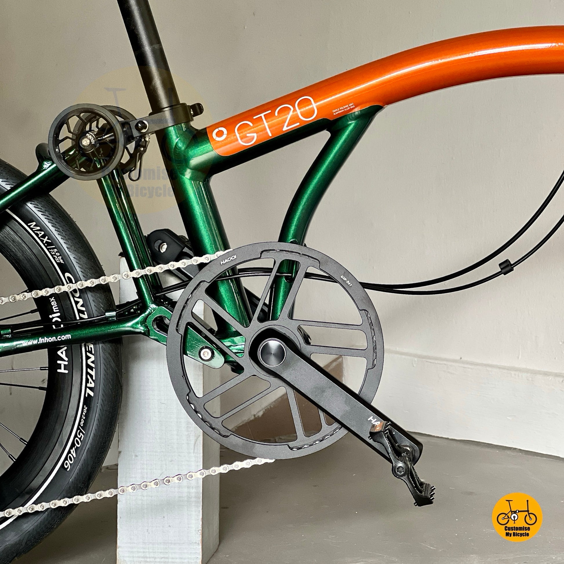Fnhon GT20 folding bicycle Fnhon Haoi lightweight Hollowtech crankset drivetrain close up
