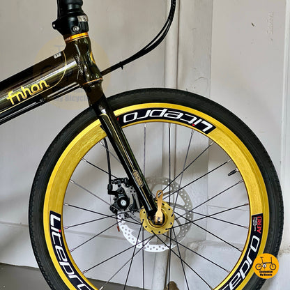 Close up of Kenda CST all terrain tyre on 22 inch folding bike
