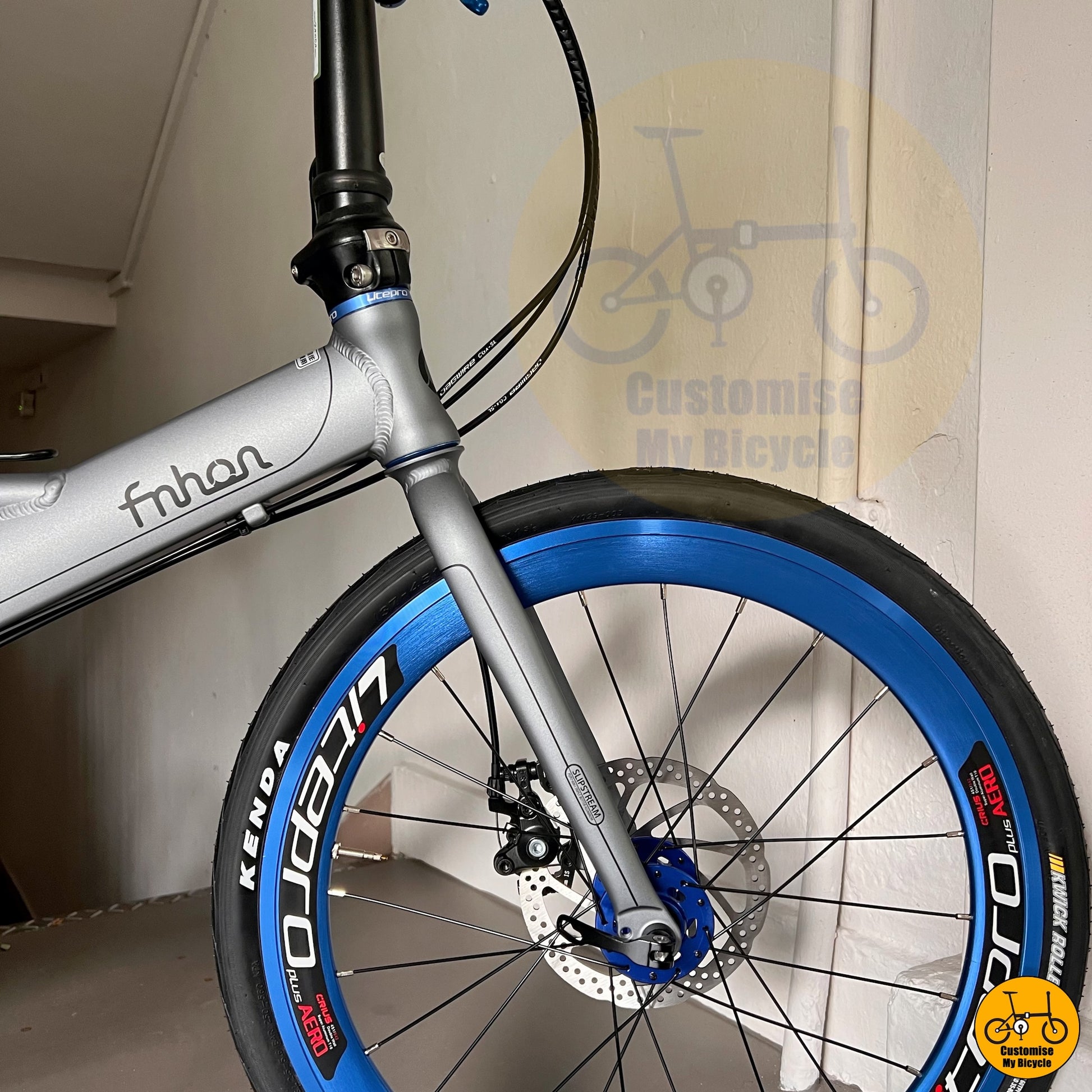 Litepro Aero Blue Wheelset Fnhon Monsoon 22-Inch Foldable Bicycle – A Bold & Stylish Commuter
