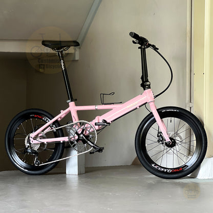 Basikal lipat Fnhon Monsoon 20 inch warna Baby Pink dengan Shimano 9 gears reka bentuk ringan dan kompak