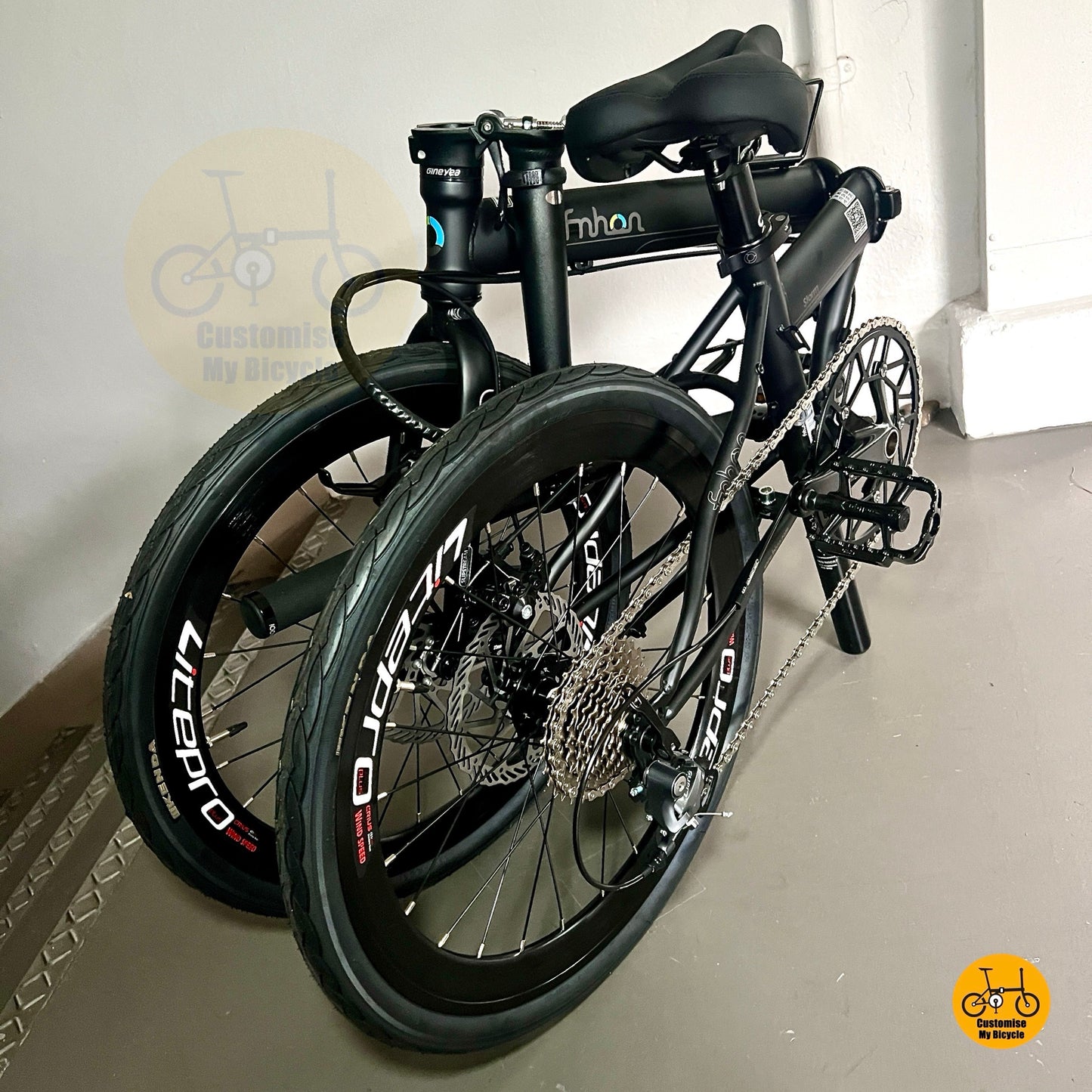 Matte Black Fnhon Storm 22” foldable bike for PCN and road
