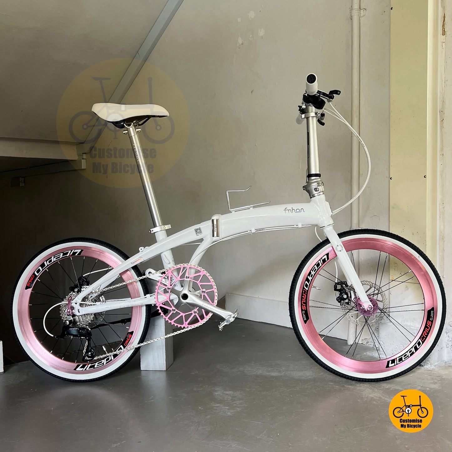 Basikal Lipat Fnhon Tornado 22 Inci Warna Putih Dreamy Shimano 9 Kelajuan Basikal Ringan

