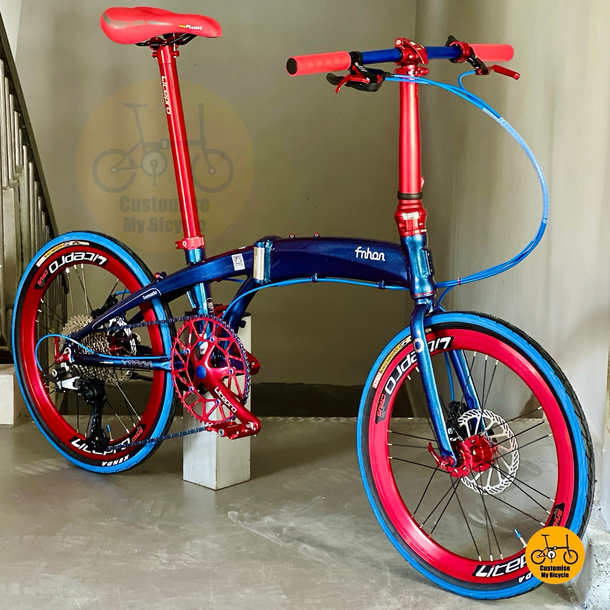 Fnhon Tornado 22 inch folding bike chameleon blue full side view aerodynamic foldable bicycle
