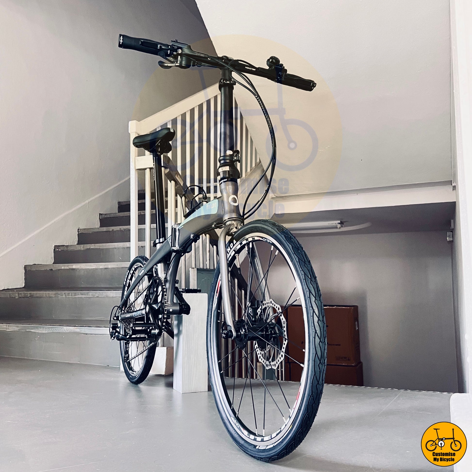 Kenda K1029 Fast Tyre on Compact & Strong Fnhon Tornado 22-Inch Foldable Bicycle – Engineered for Commuters
