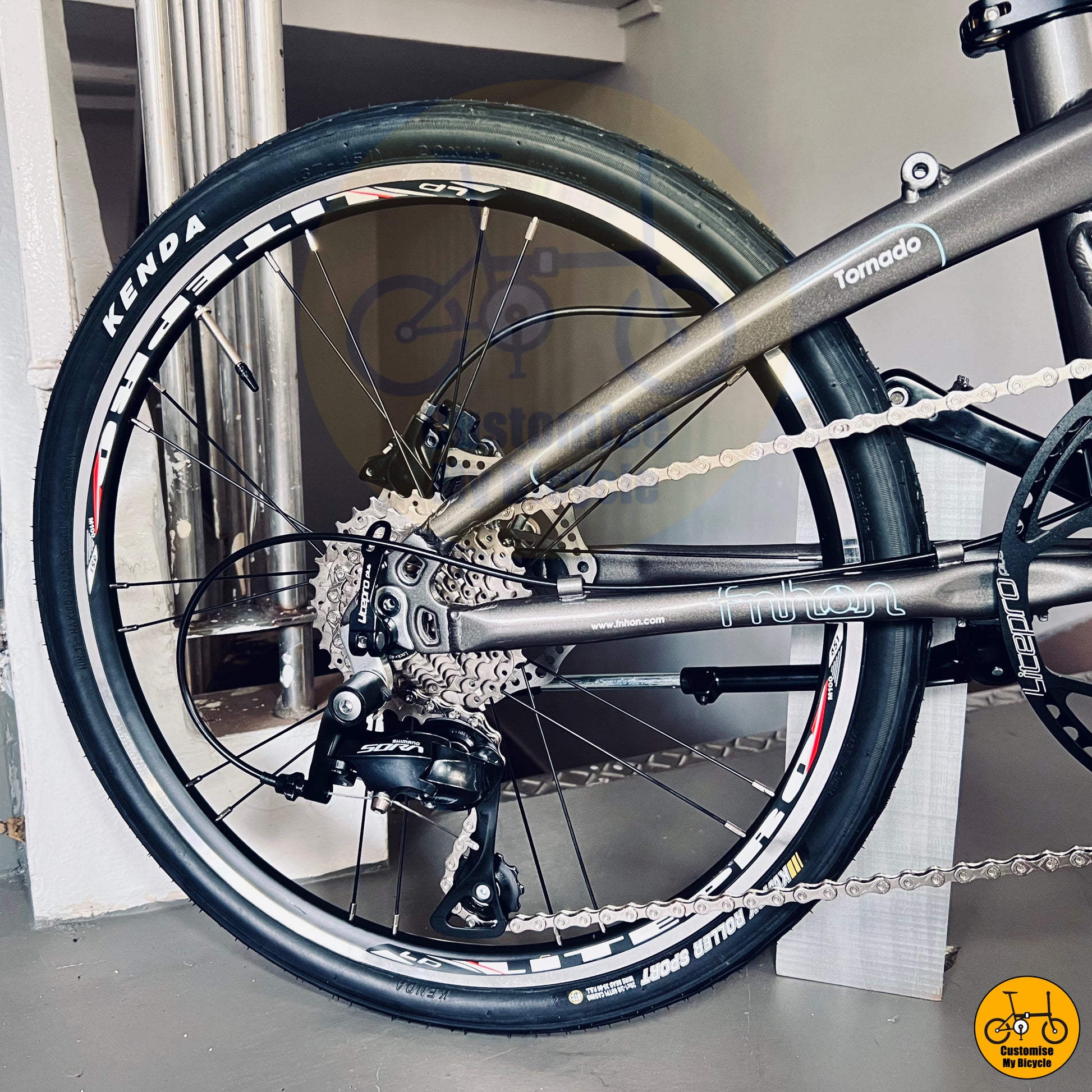 Smooth & Durable Fnhon Tornado 22-Inch Folding Bike – A Comfortable & Efficient Ride
