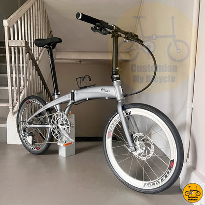 Ultra-Lightweight Foldie – High-Performance Frame & Tyres
