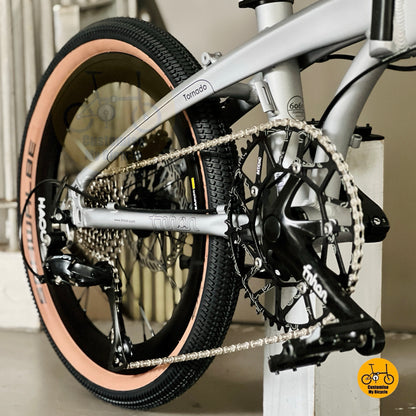 Crankset close up FNHON Hollowtech crank system folding bicycle performance part