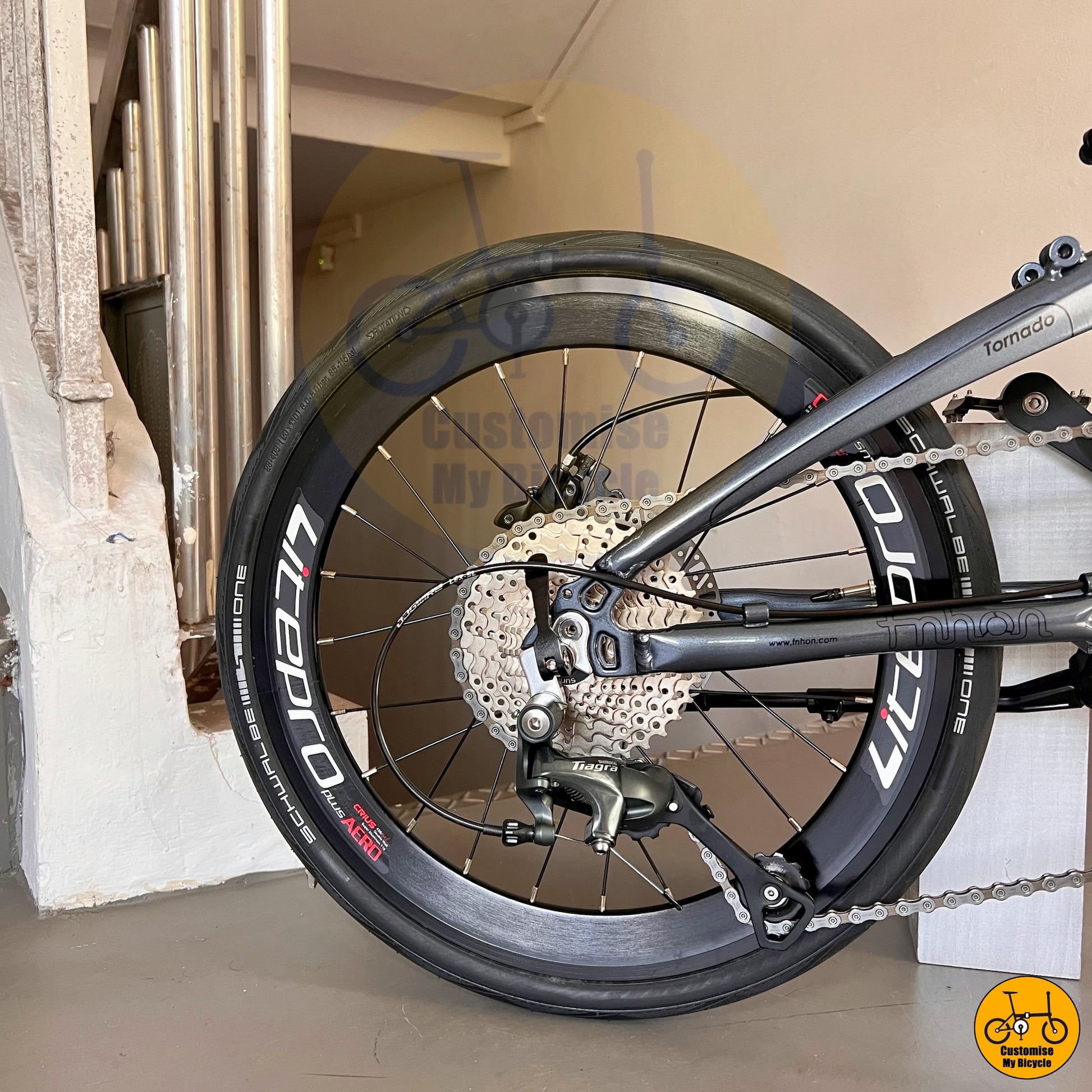 Fnhon Tornado 20-Inch – Lightweight & Easy-to-Fold for City Commuters
