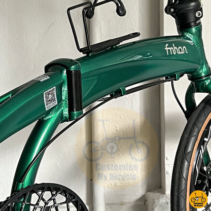 Fnhon Tornado in earthy colour scheme – brown meets green
