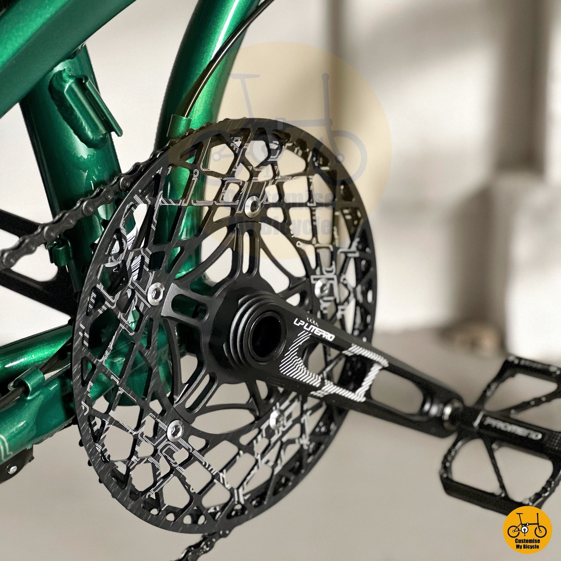 City folding bike with Shimano Tiagra 10-speed drivetrain
