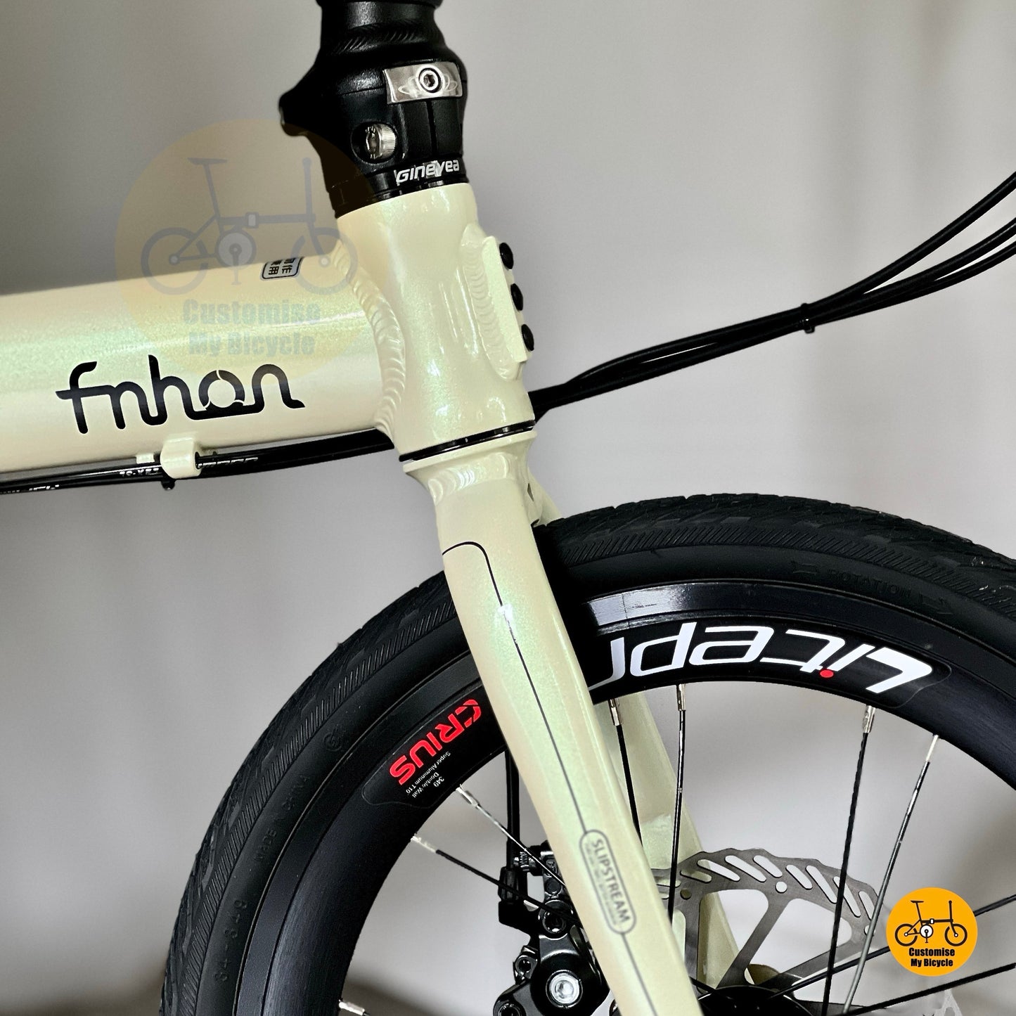 Customised Fnhon Zephyr Beige compact folding bike
