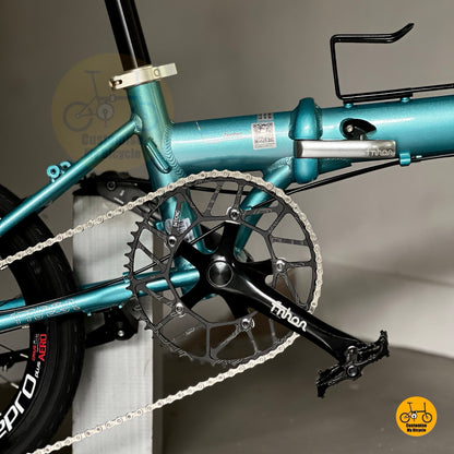 Fnhon Zephyr FNHON LITEPRO Hollowtech crankset close up
