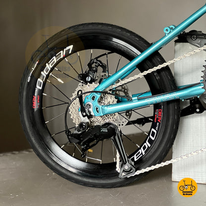 Fnhon Zephyr LTwoo 9 gears drivetrain close up
