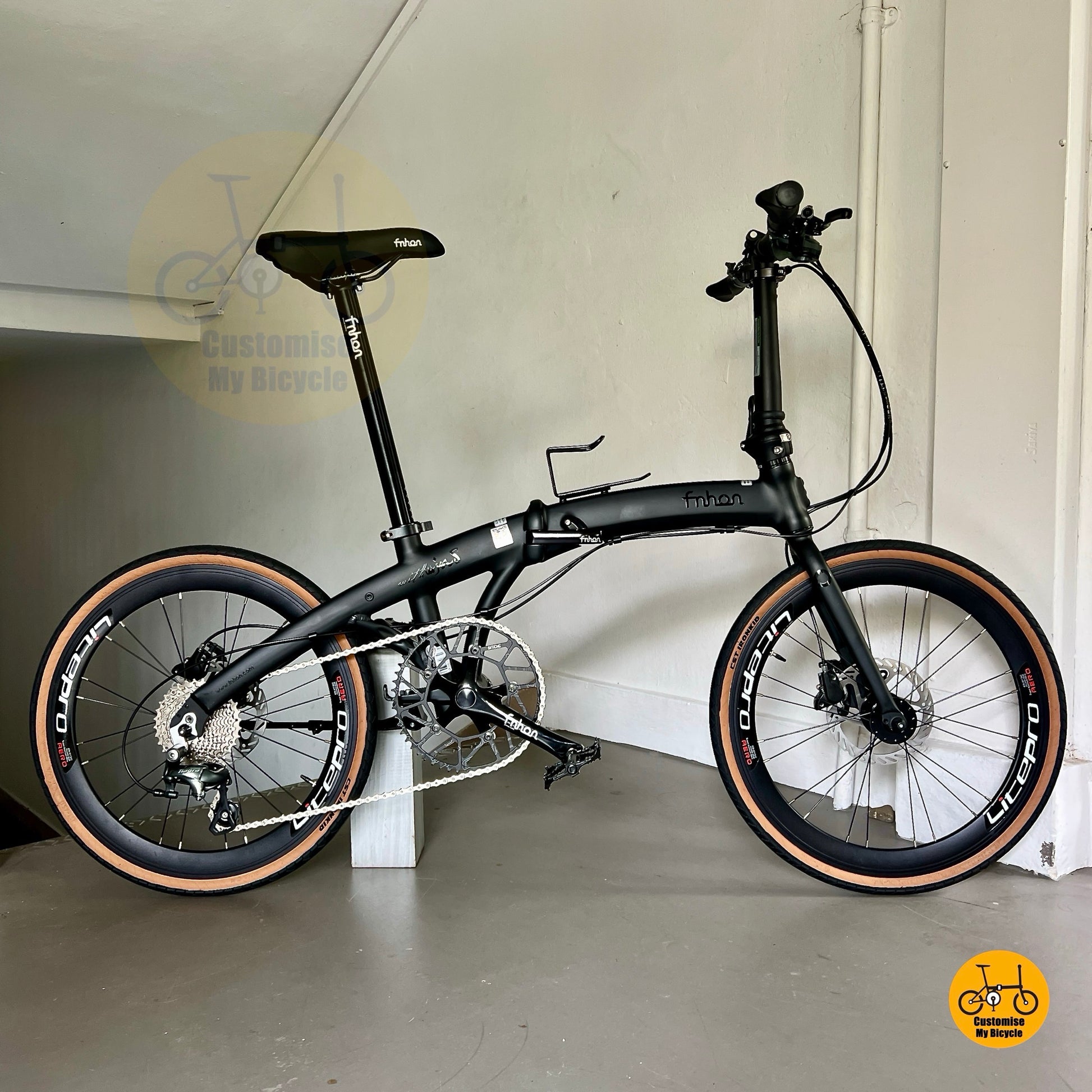Fnhon Wind 22 inch folding bike Shimano 10s matte black Litepro wheels seamless welding aluminium alloy body
