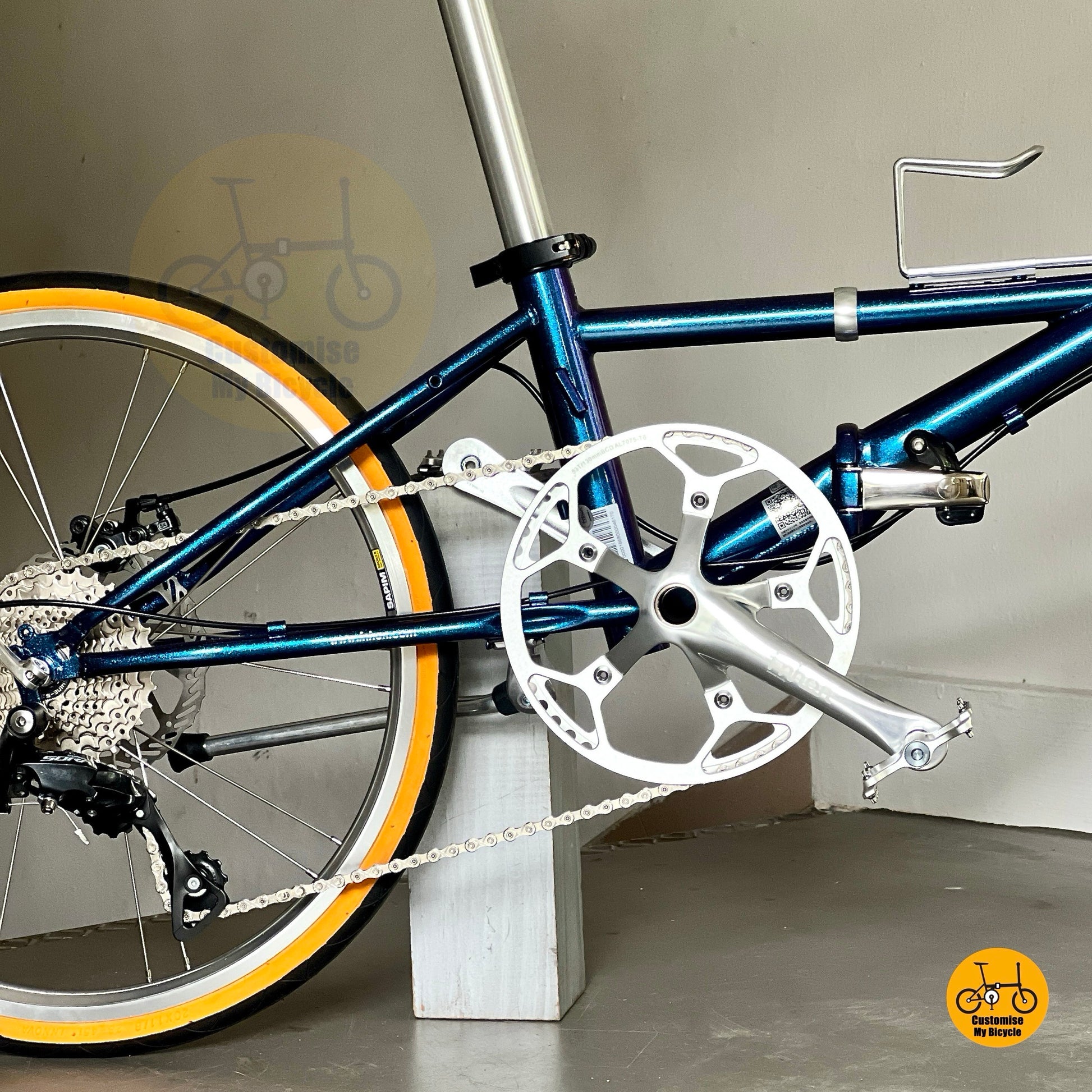 Fnhon Thunderstorm Hollowtech crankset close up
